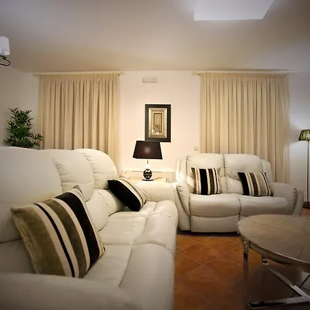 Country house Cortijo De La Fuente La Bobadilla